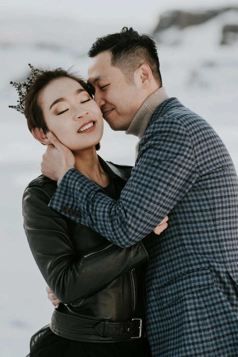 elopement in iceland in winter